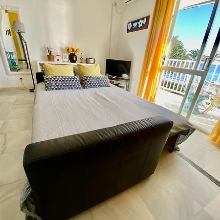 Ferienwohnung First Line Torrox Costa Exterior foto